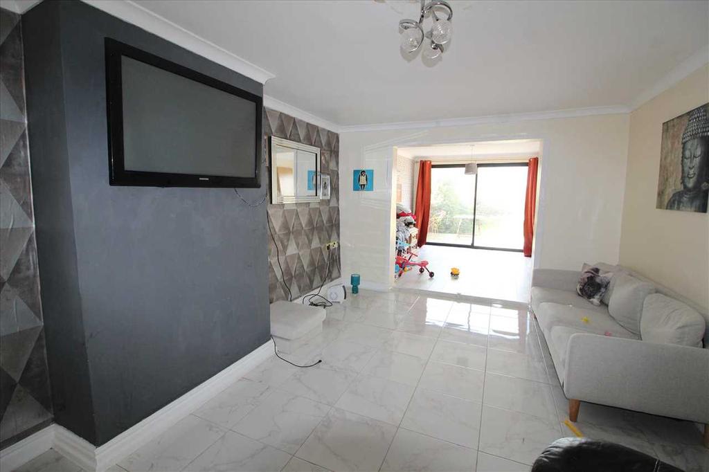 Bewley Drive, Kirkby 3 bed terraced house £87,000