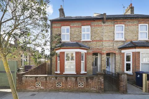 82 Grosvenor Road, London, W7 1HJ