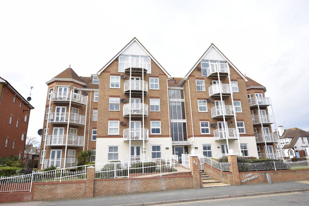 40 Marine Parade West, ClactononSea 2 bed apartment for sale £255,000