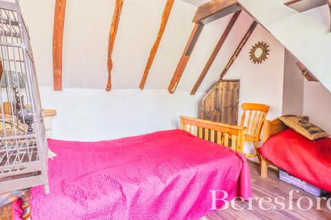 Aukingford Bridge Cottage Epping Road, Ongar, CM5 0DD