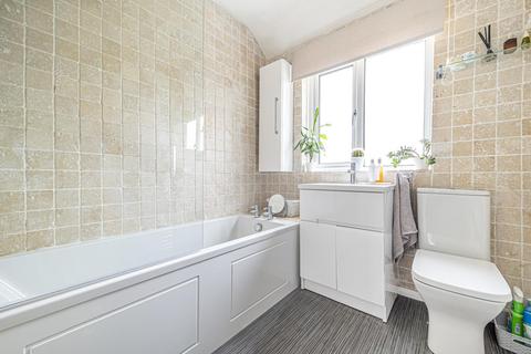 53 Aviemore Way, Beckenham, BR3 3RS