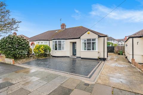 34 Hillview Road, Chislehurst, BR7 6DS