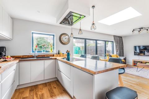 34 Hillview Road, Chislehurst, BR7 6DS