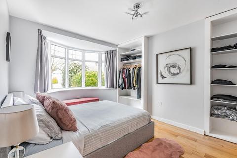 34 Hillview Road, Chislehurst, BR7 6DS