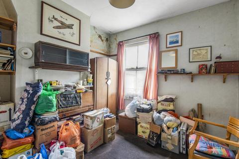 58 Ravenswood Road, London, SW12 9PJ