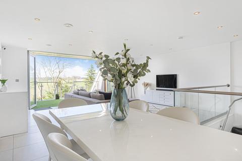 8 Ceres View, Biggin Hill, Westerham, TN16 3FA