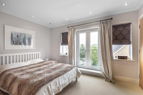 2 Rawlings Close, Beckenham, BR3 3GR