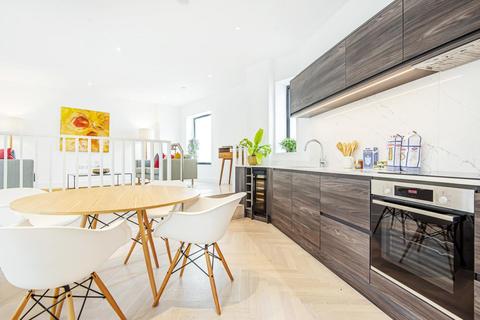38 Crown Street, London, W3 8SB