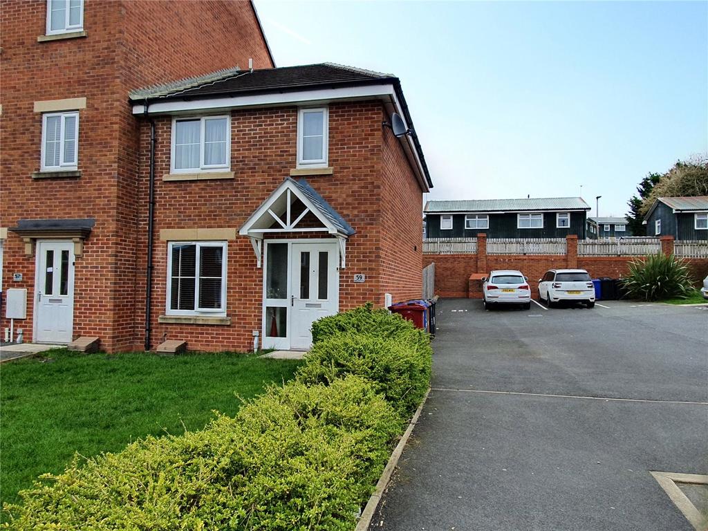 Kirkland Close, Blackburn, BB1 3 bed end of terrace house £150,000