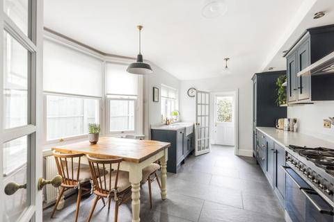 7 Brenda Road, London, SW17 7DD