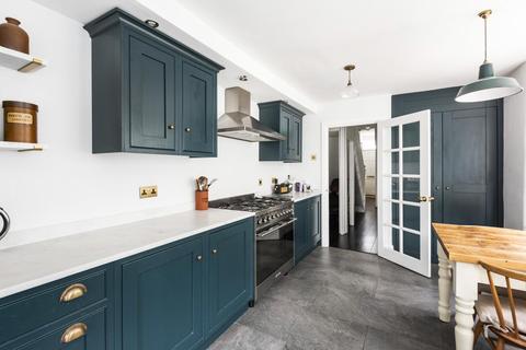 7 Brenda Road, London, SW17 7DD