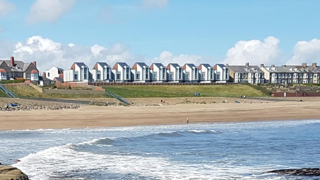 Promenade View, NewbigginByTheSea, Northumberland, NE64 6US 4 bed