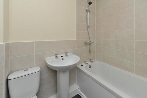 3 bedroom house to rent, Vicarage Court, Sunderland SR5