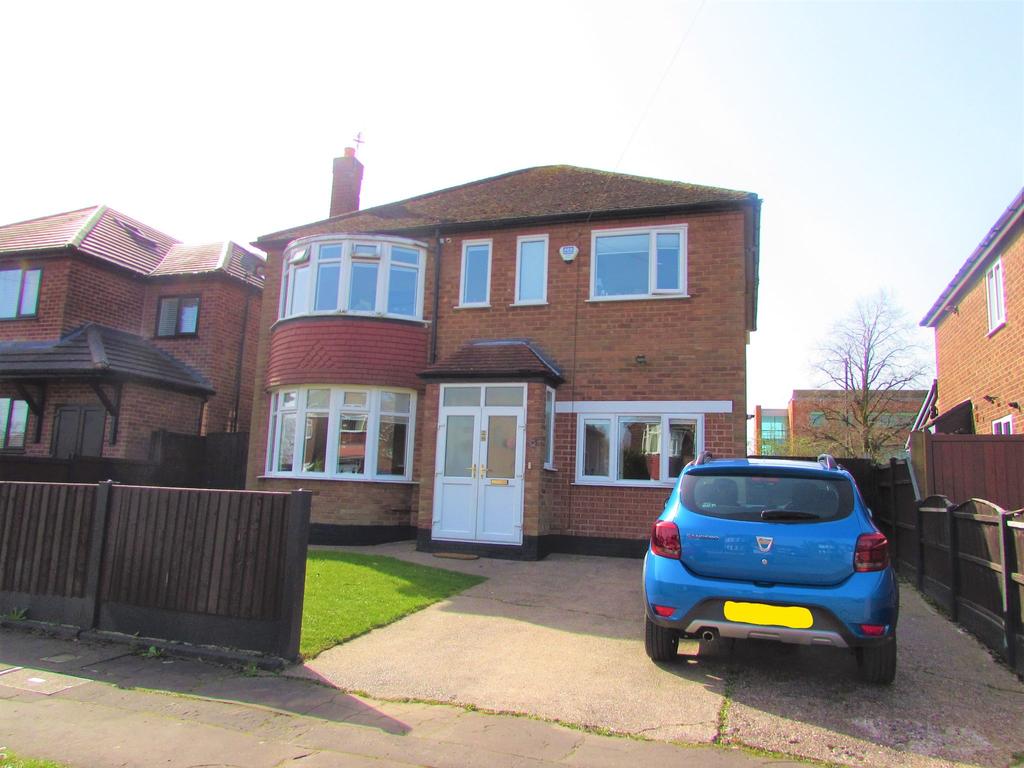 Patch Croft Road, Manchester, M22 4 bed detached house £350,000