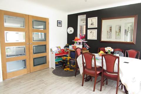 28 Patch Croft Road, Manchester, M22 5JS