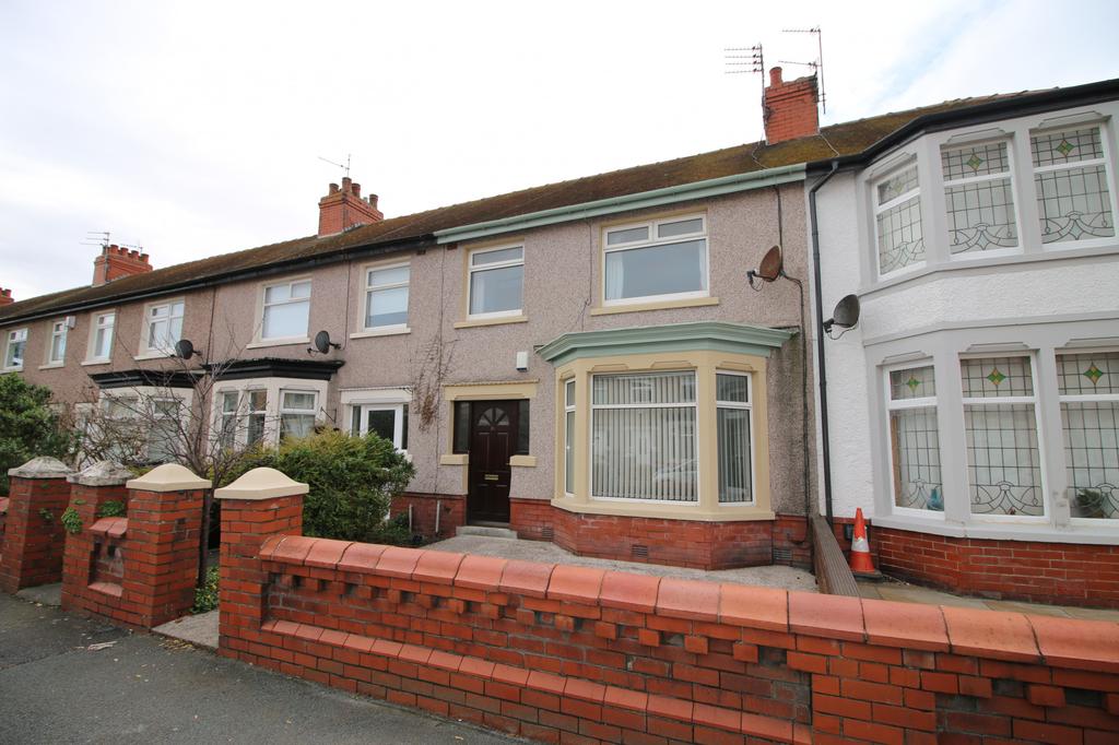 Borrowdale Avenue, Fleetwood, FY7 3 bed terraced house £135,000
