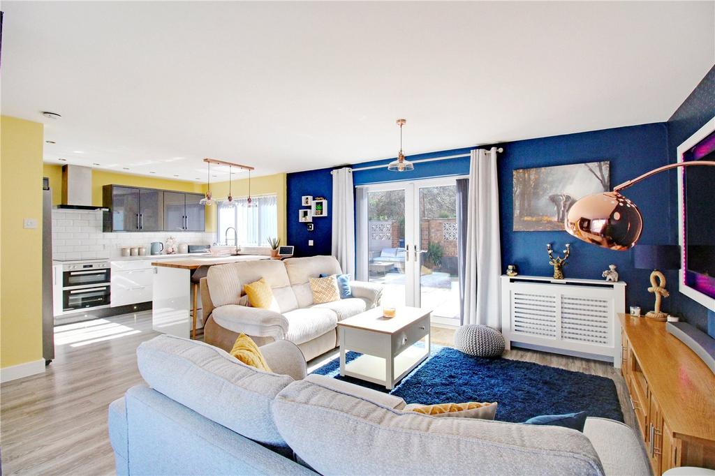 Kitchen Family Room