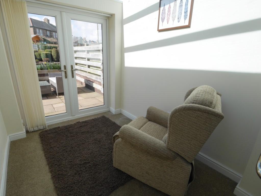 25 Loganbarns Drive, Dumfries, DG1 4 BT - Braidwood