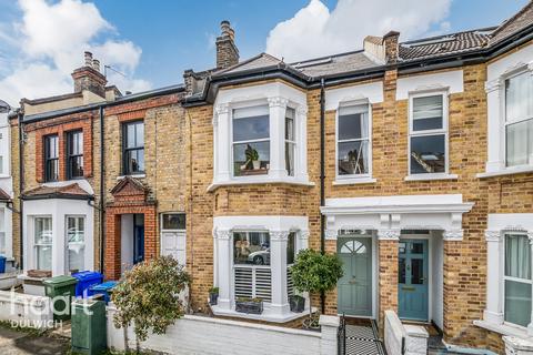 18 Worlingham Road, London, SE22 9HD