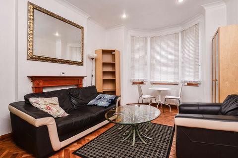 1 bedroom flat to rent, Dancer Road, Fulham, London