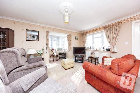 2 Broadwater Green, Laindon, Basildon, SS15 6BG