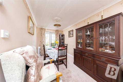 2 Broadwater Green, Laindon, Basildon, SS15 6BG