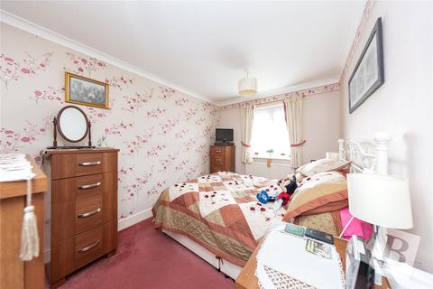 2 Broadwater Green, Laindon, Basildon, SS15 6BG