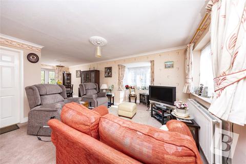 2 Broadwater Green, Laindon, Basildon, SS15 6BG