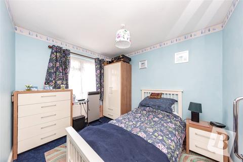 2 Broadwater Green, Laindon, Basildon, SS15 6BG