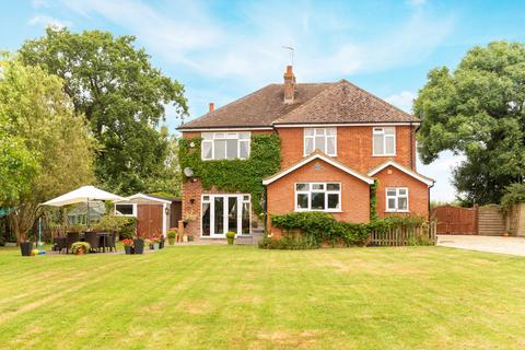 undefined, Winslow Road, Wingrave, Buckinghamshire, HP22