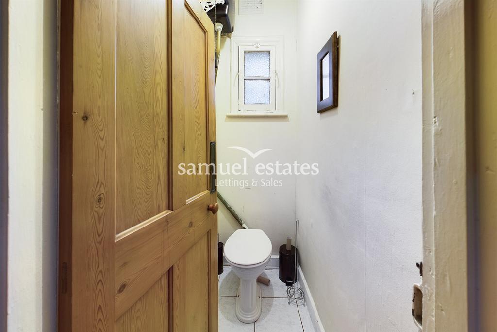 Toliet