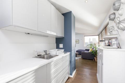 Studio to rent, Gainsborough Studios South, Poole Street,  London, N1