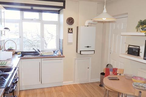 2 Holman Court, Ewell, Epsom, KT17 2AJ