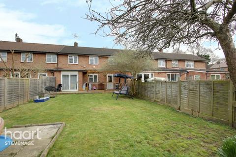25 Fellowes Way, Stevenage, SG2 8BW