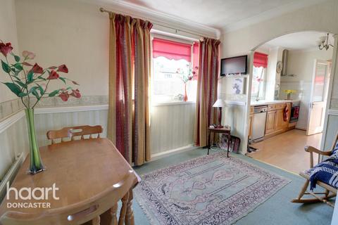 8 Wallace Road, Doncaster, DN4 0UP