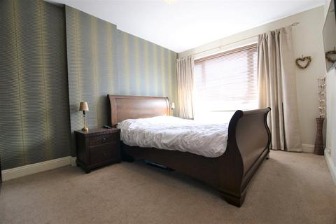 43 Broadleas, Bristol, BS13 7PL