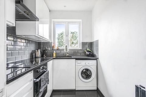 82 Constance Crescent, Bromley, BR2 7QQ