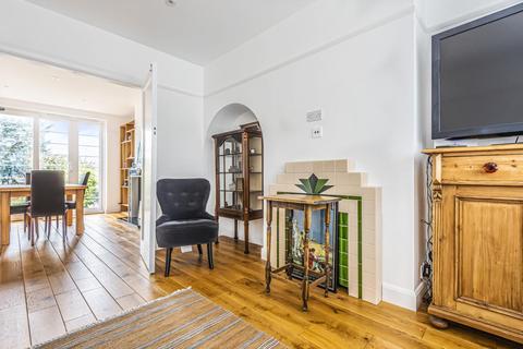 82 Constance Crescent, Bromley, BR2 7QQ