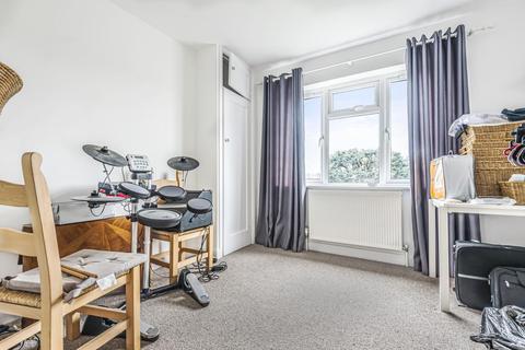 82 Constance Crescent, Bromley, BR2 7QQ