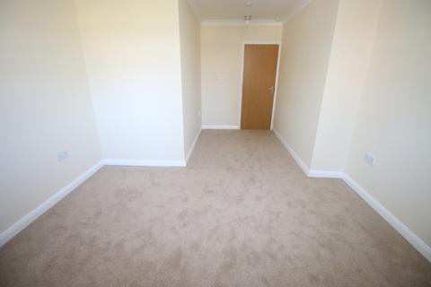 3 bedroom flat to rent, Willowbrook Road, Staines-upon-Thames, Surrey, TW19