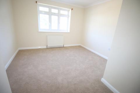 3 bedroom flat to rent, Willowbrook Road, Staines-upon-Thames, Surrey, TW19