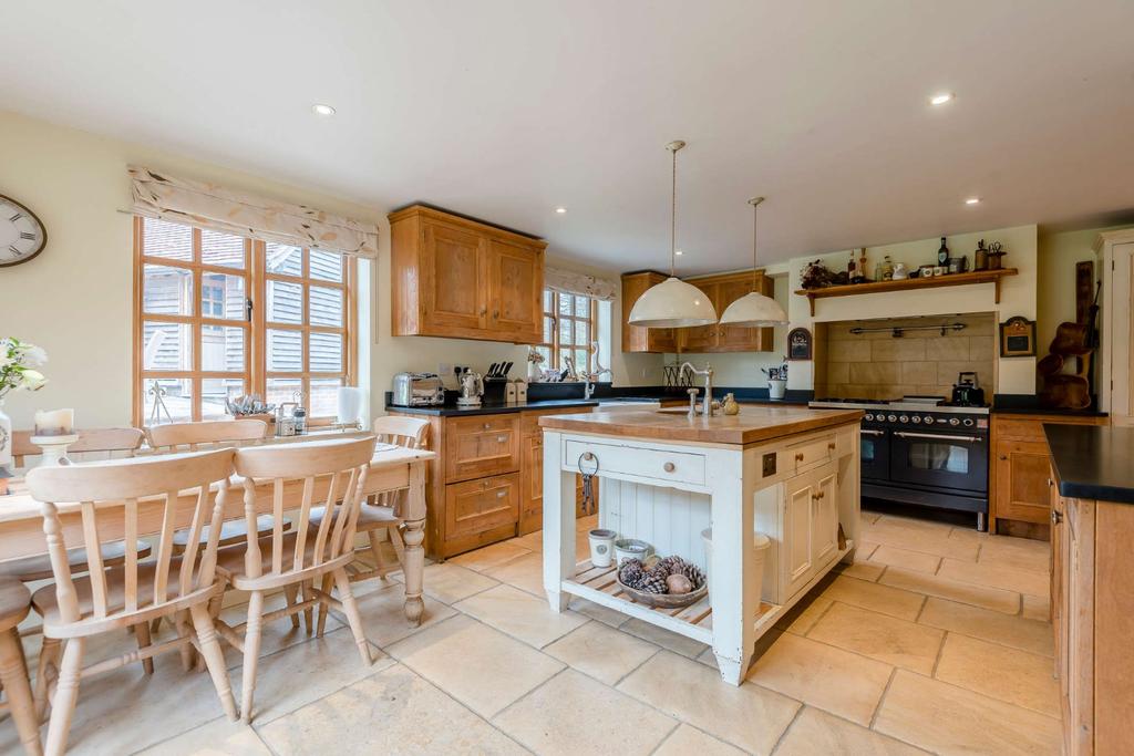 Kitchen/Breakfast