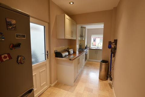 125 Stroud Road, Shirley, Solihull, B90 2JX