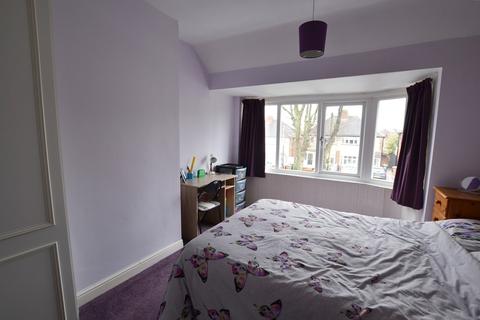 125 Stroud Road, Shirley, Solihull, B90 2JX