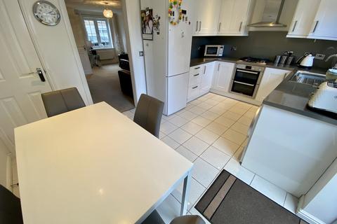 12 Edgecote Close, Manchester, M22 4UT