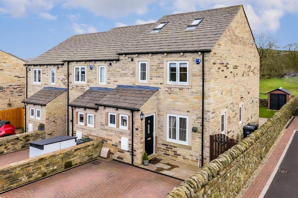 Moor View, Addingham 4 bed house £387,500
