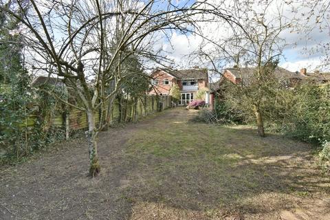 29 Arden Road, Barton Under Needwood, Burton-on-trent, DE13 8LE