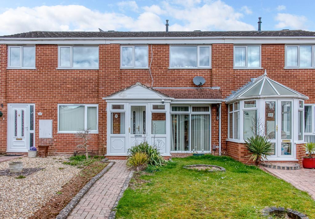 Gaydon Close, Lodge Park, Redditch, B98 7LZ 2 bed terraced house £170,000