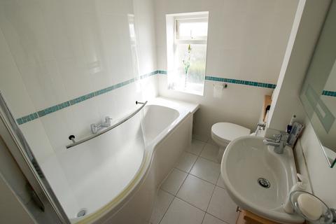 19 Mitchell Avenue, Hartley Wintney, Hook, RG27 8HA