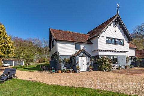 The Old Coach House Etherington Hill, Tunbridge Wells, TN3 0TN